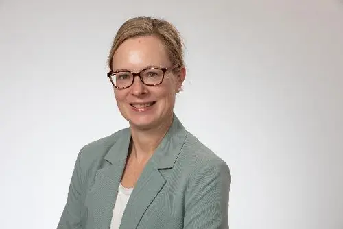 Dr. Kathrin Höfer